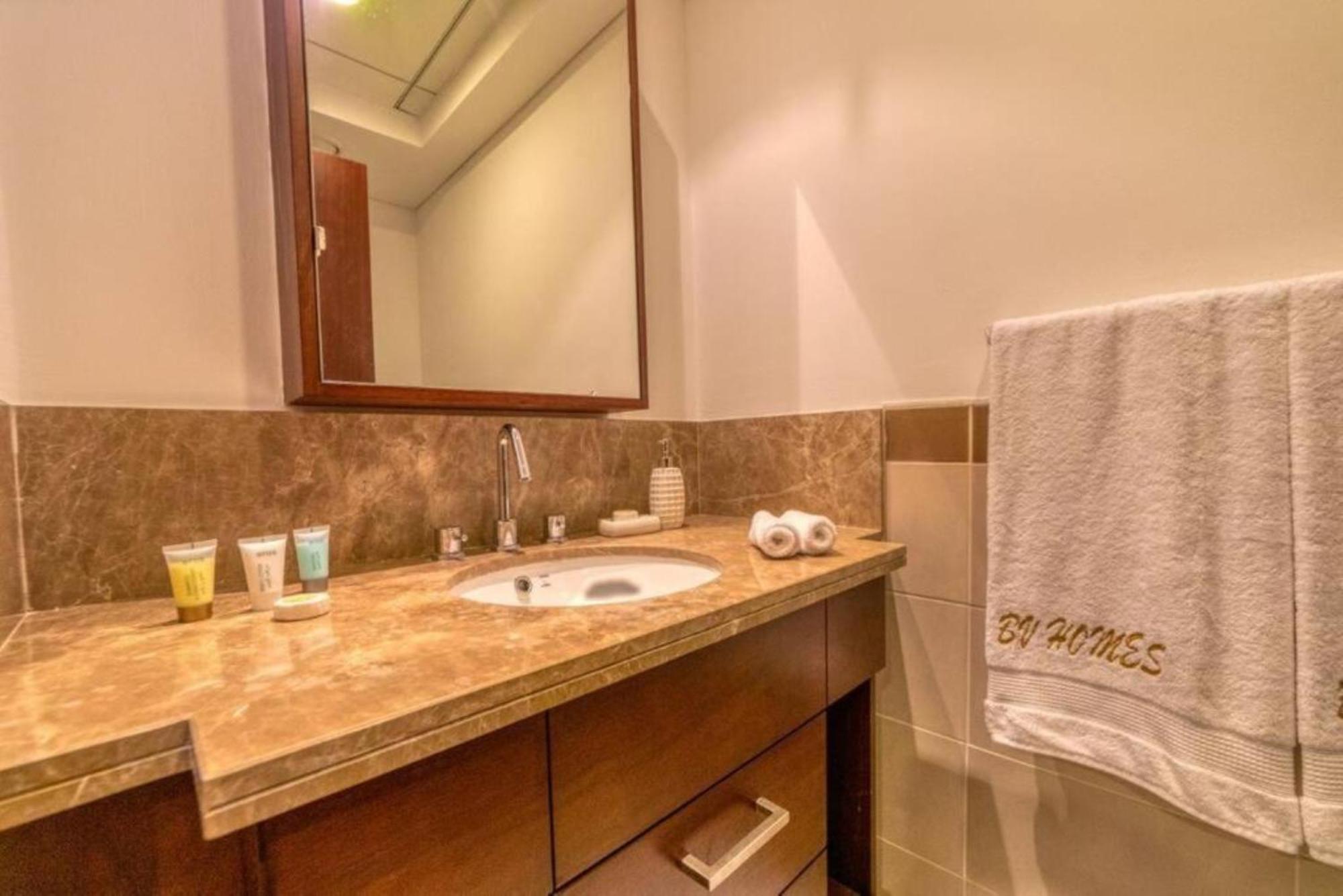 Bellavista - High Floor - 1br - 29 Boulevard - Burj Khalifa & Fountain View * Dubai